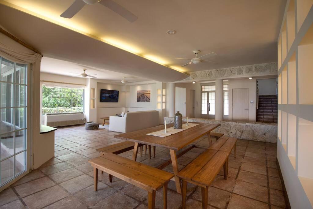 كانكون El Meco Beachfront & Private Pool Villa By Casa Paraiso المظهر الخارجي الصورة